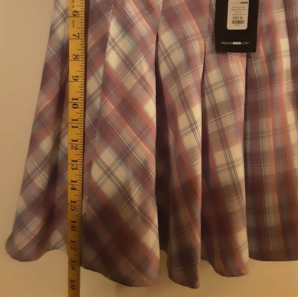 Pleated Skirt XL/15 - Picture 4 of 5